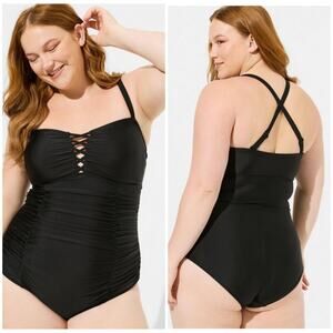 Torrid Black Slim Fix Wireless Lattice Front One Piece Swimsuit Size‎ 4X